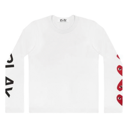 T-shirt blanc CDG Play à manches longues avec quatre logos cœur rouges.